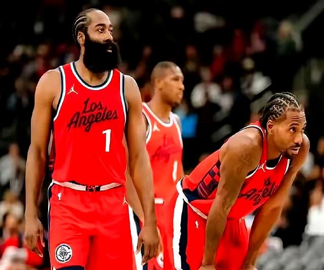 玩加电竞-哈登重要时刻刷新纪录，公牛带队取胜！热度持续攀升(哈登加盟公牛)