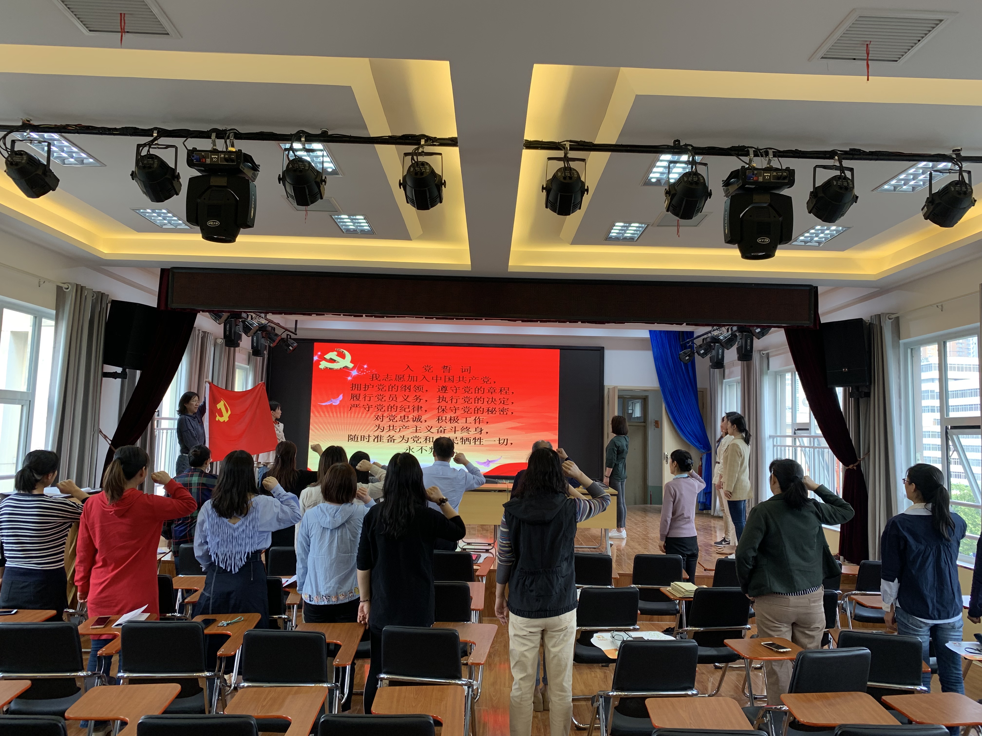 玩加电竞-深圳男篮内部会议纪要流出——集结日强势反弹；意大利杯使命明确；资深球员宣示担当的简单介绍