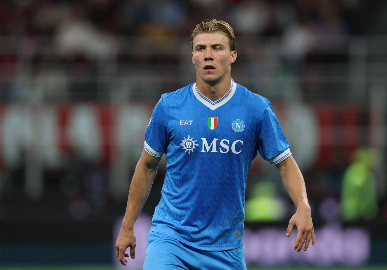 玩加电竞-包含德布劳内在美国队比赛中绝杀，战术调整引发热议！的词条