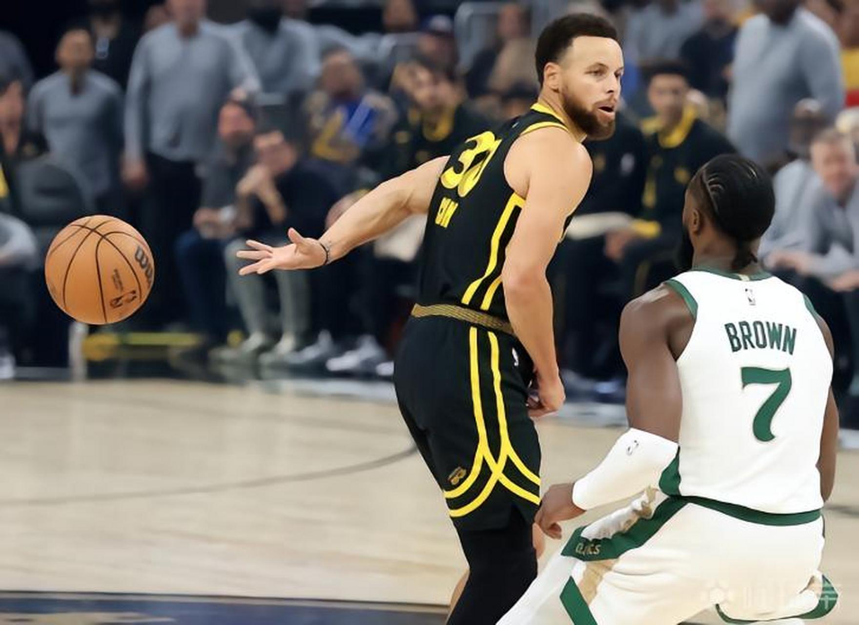 玩加电竞-关于塔图姆在勇士比赛中关键助攻，关键助攻引发热议！的信息